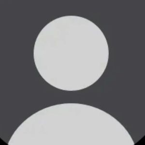 Meet your Posher, Miqaela